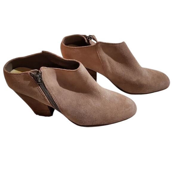 Dolce Vita Women's Suede Leather Zip Heeled Booties Ankle Boots Shoes - Picture 1 of 8